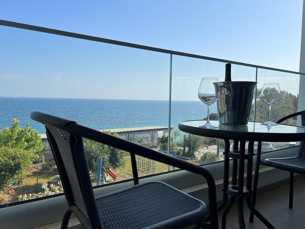 Governors Beach Panayiotis Aparthotel Exterior foto